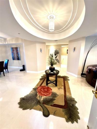 19111 Collins Av, Unit 2807, Sunny Isles Beach, FL 33160 Photo