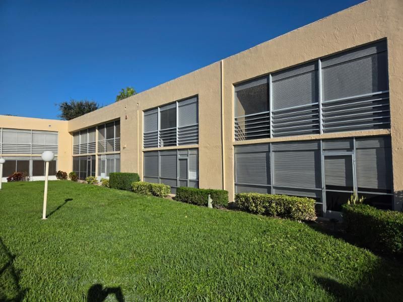 3212 Strawflower Way, Unit 210, Lake Worth, FL 33467 Photo