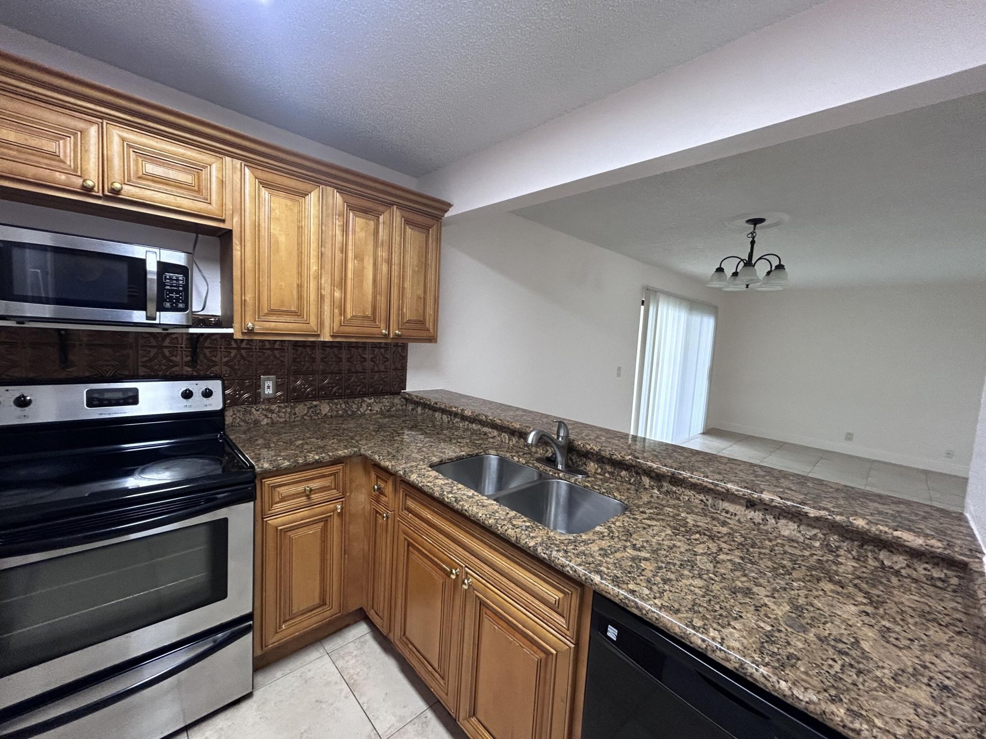 1525 Lake Crystal Drive, Unit D, West Palm Beach, FL 33411 Photo