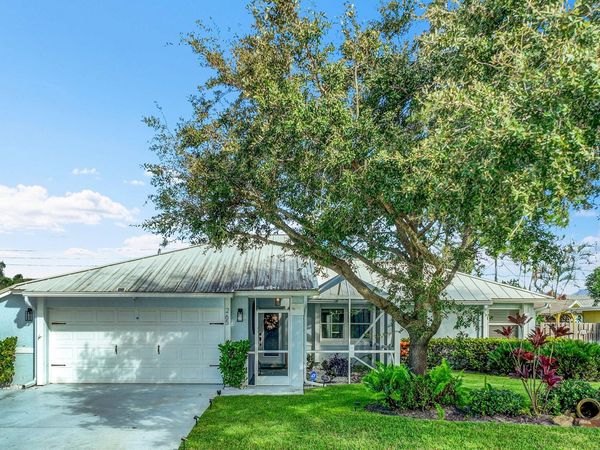 265 SE Todd Avenue, Port St. Lucie, FL 34983