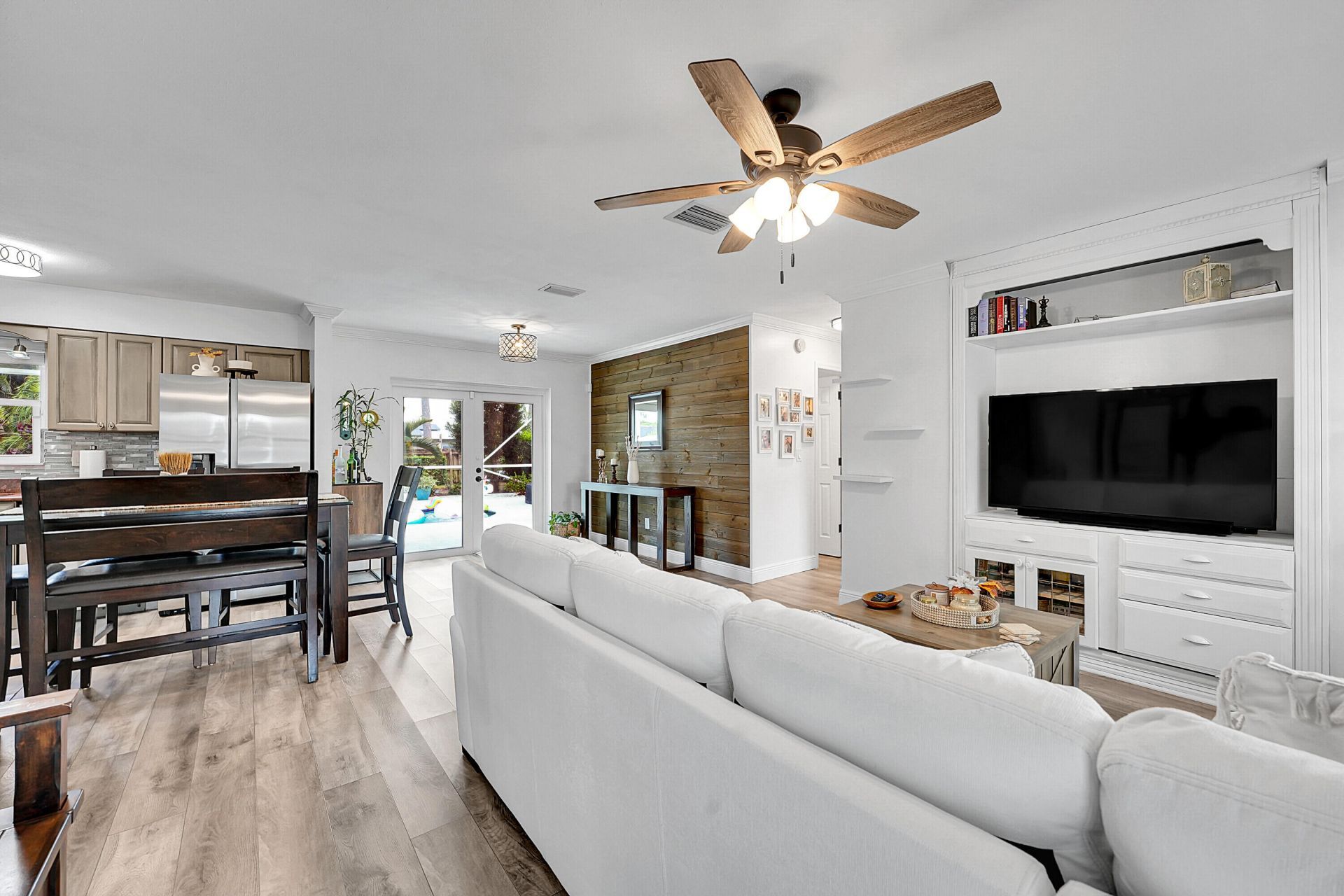 265 SE Todd Avenue, Port Saint Lucie, FL 34983 Photo