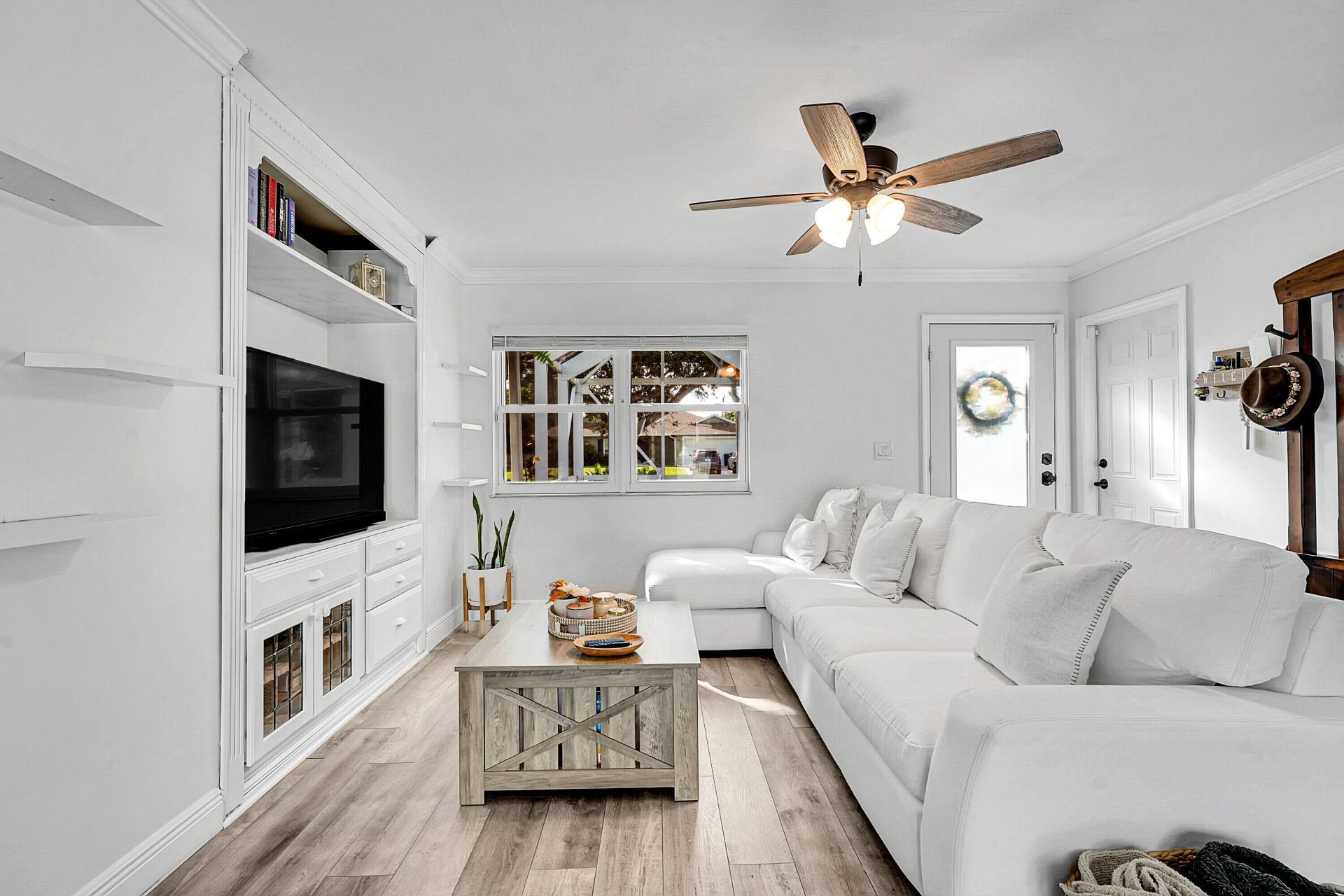 265 SE Todd Avenue, Port Saint Lucie, FL 34983 Photo