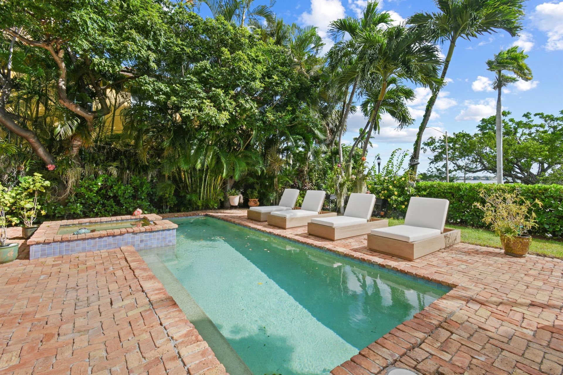 201 Avila Road, West Palm Beach, FL 33405 Photo