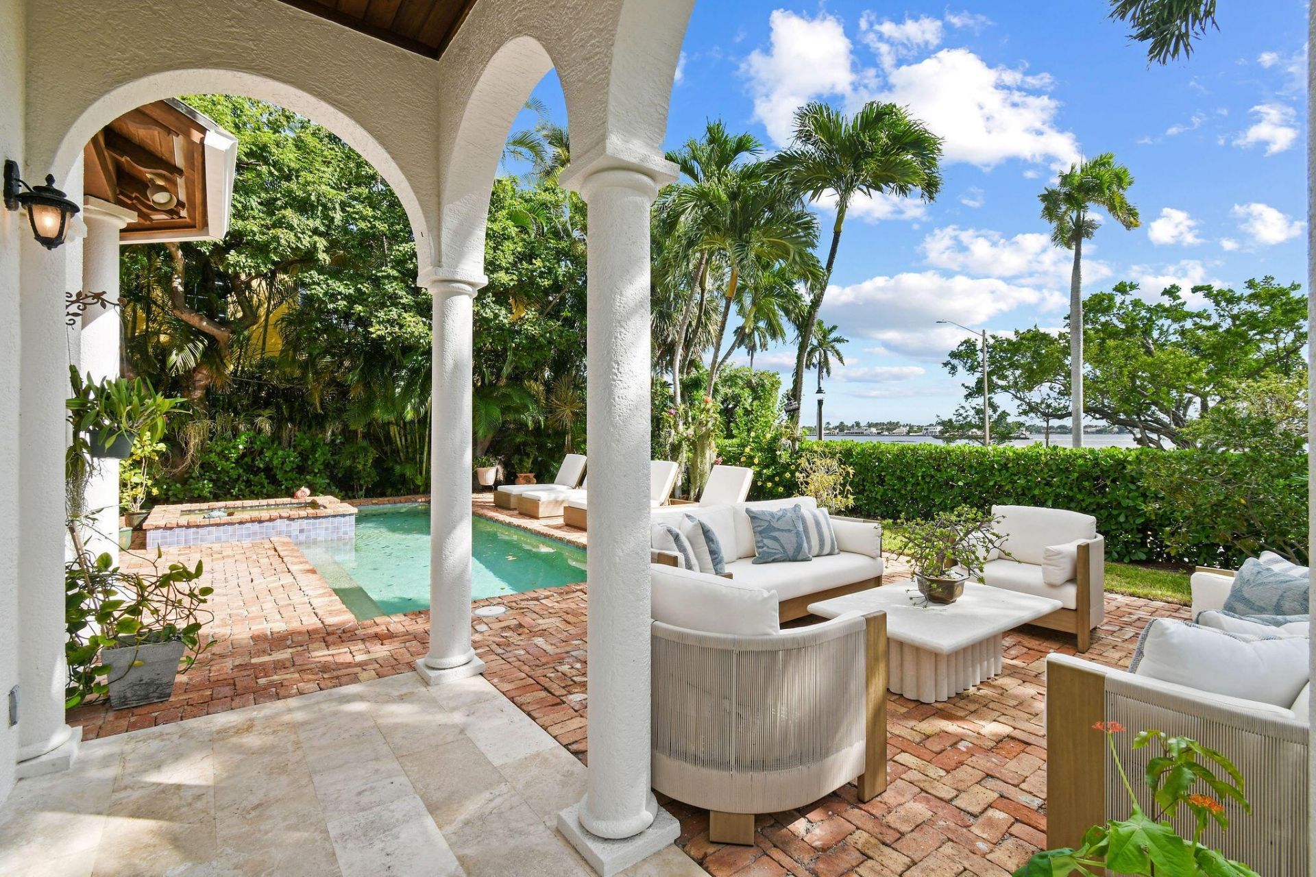 201 Avila Road, West Palm Beach, FL 33405 Photo