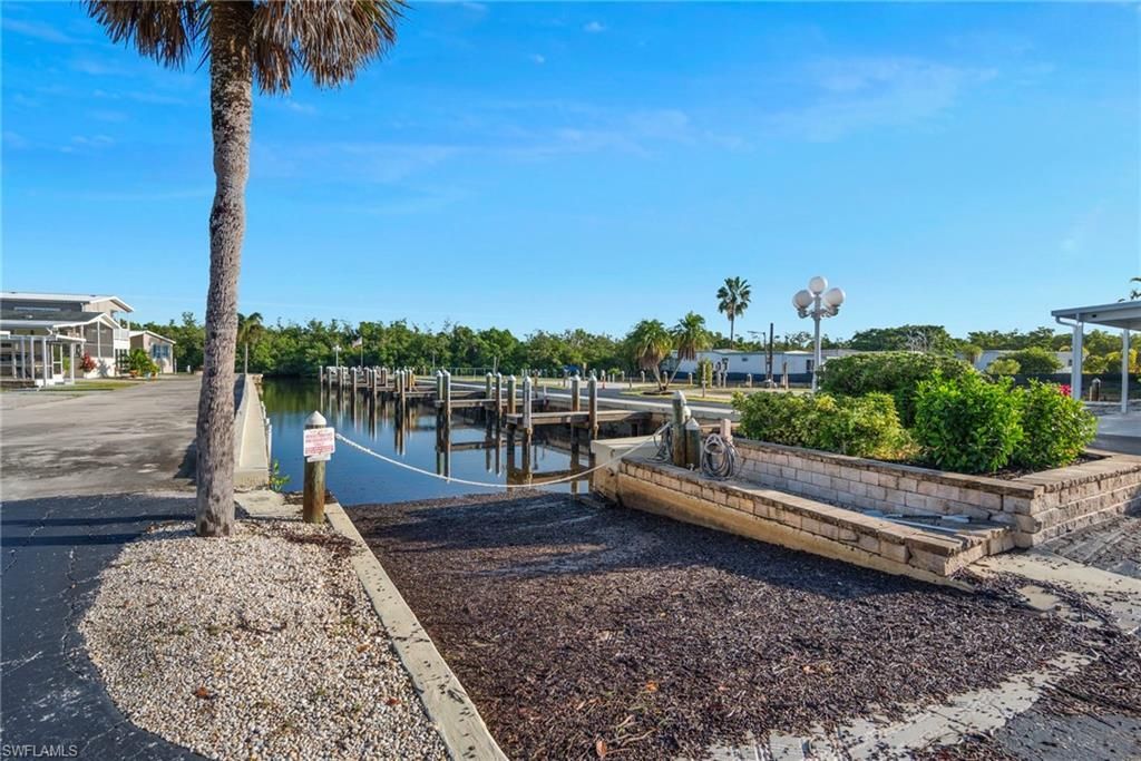 777 Walkerbilt Rd, Unit 34, Naples, FL 34110 Photo