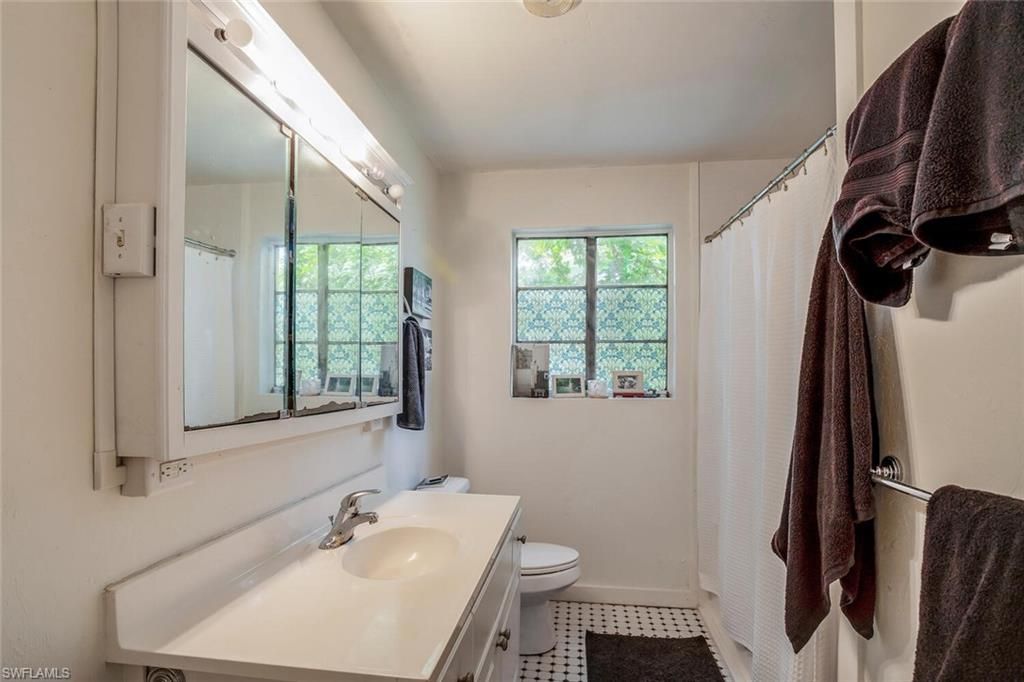 1429 Sandra Dr, Fort Myers, FL 33901 Photo