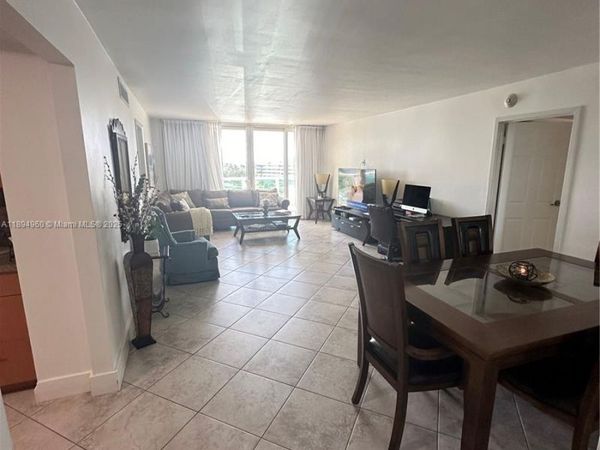 100 Bayview Dr, Unit 601, Sunny Isles Beach, FL 33160