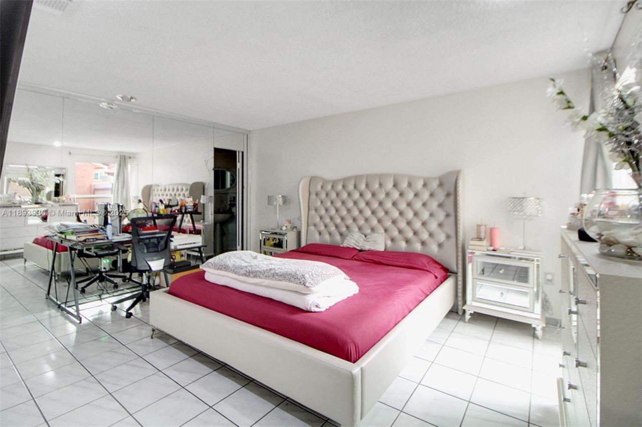 13246 SW 9th Ter, Miami, FL 33184 Photo