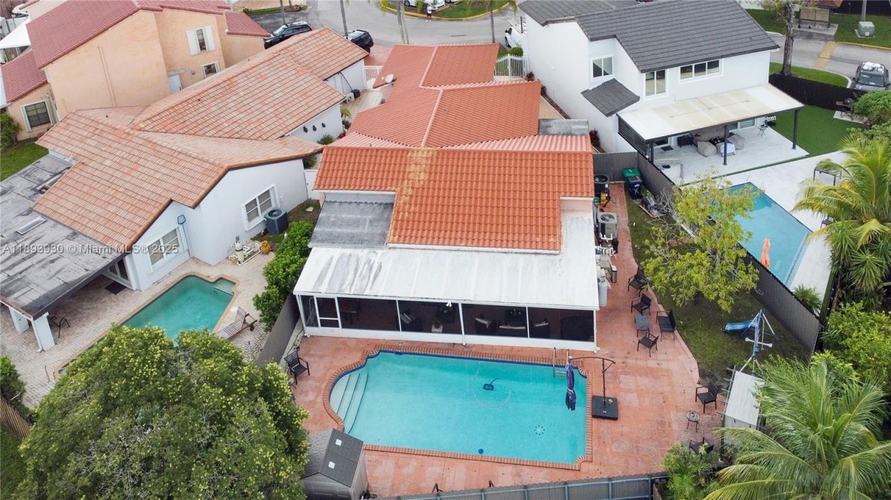 13246 SW 9th Ter, Miami, FL 33184 Photo