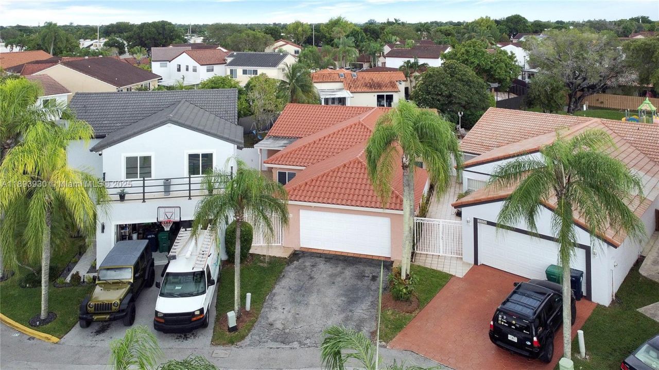 13246 SW 9th Ter, Miami, FL 33184 Photo