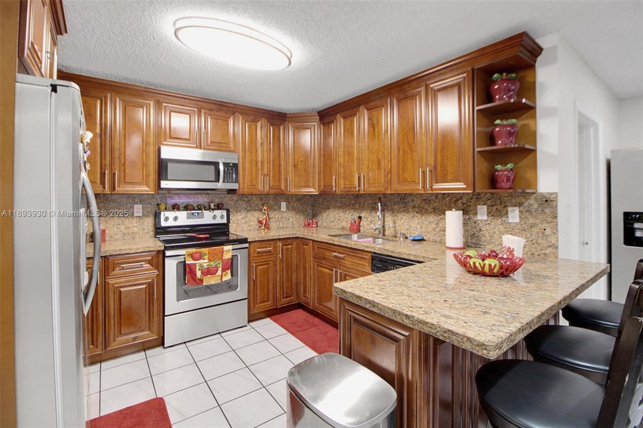 13246 SW 9th Ter, Miami, FL 33184 Photo