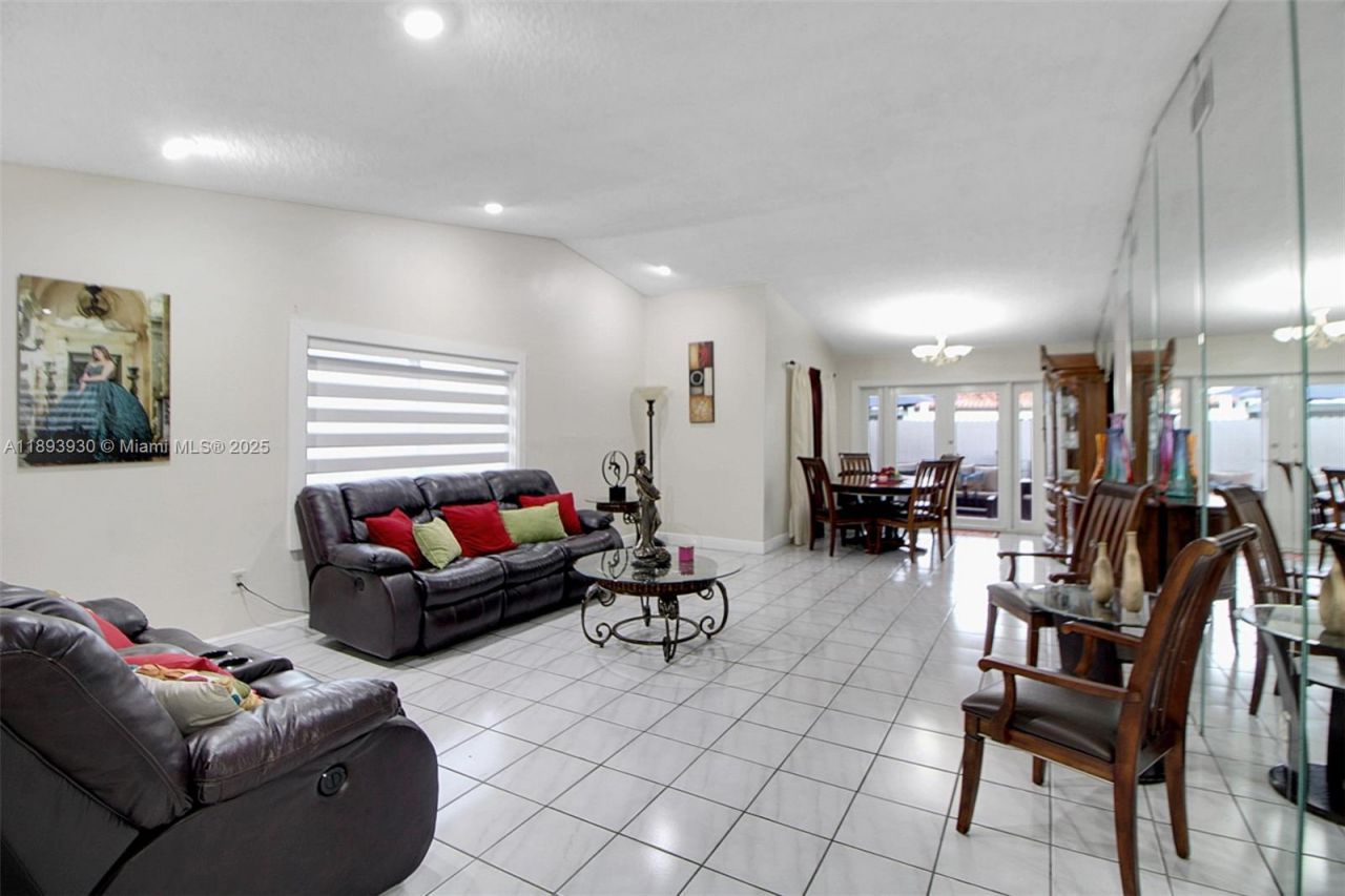 13246 SW 9th Ter, Miami, FL 33184 Photo