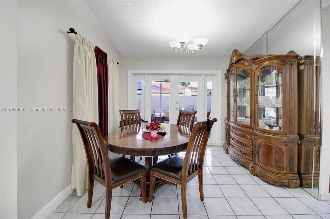 13246 SW 9th Ter, Miami, FL 33184 Photo