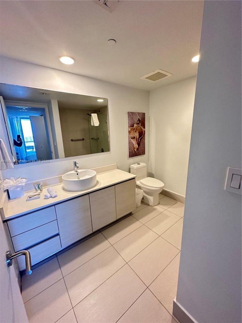 2602 E Hallandale Beach Blvd, Unit R1507, Hallandale Beach, FL 33009 Photo