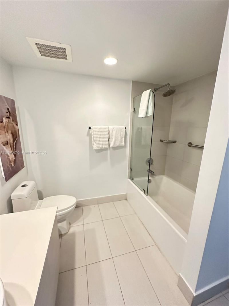 2602 E Hallandale Beach Blvd, Unit R1507, Hallandale Beach, FL 33009 Photo