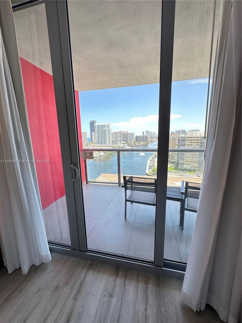 2602 E Hallandale Beach Blvd, Unit R1507, Hallandale Beach, FL 33009 Photo