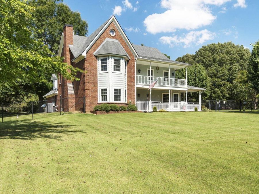 Property Image 4