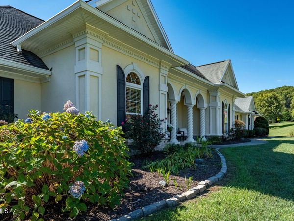 1128 Keeview Drive, Gray, TN 37615