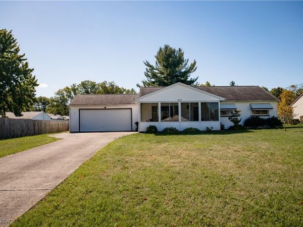 5109 W Elmwood Avenue, Austintown, OH 44515