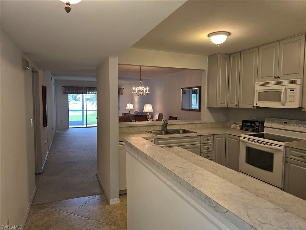 5622 Woodmere Lake Cir, Unit B102, Naples, FL 34112 Photo