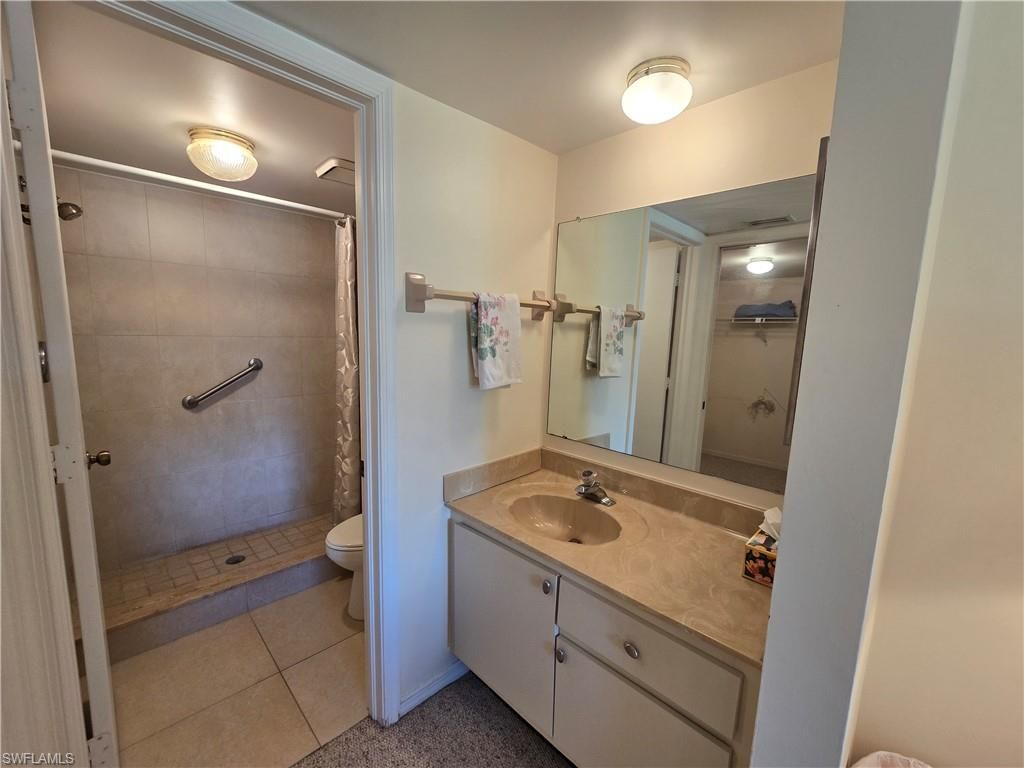 5622 Woodmere Lake Cir, Unit B102, Naples, FL 34112 Photo