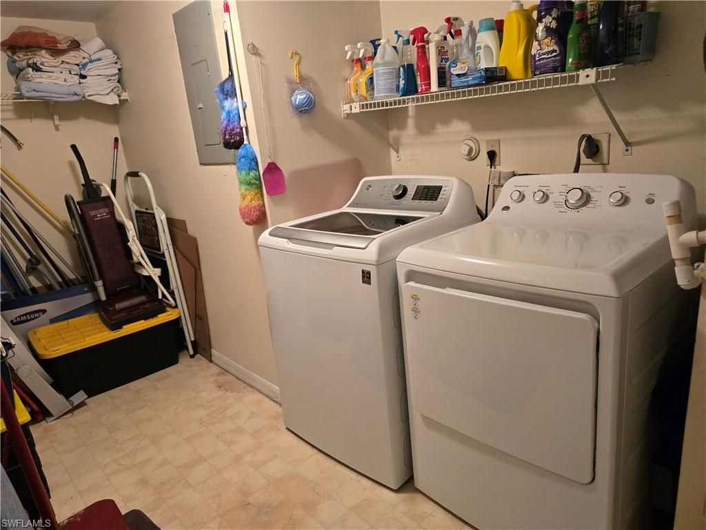 5622 Woodmere Lake Cir, Unit B102, Naples, FL 34112 Photo