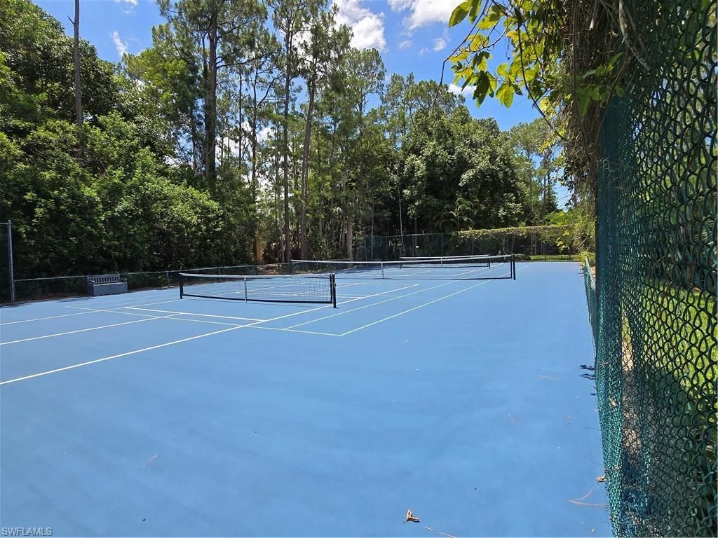 5622 Woodmere Lake Cir, Unit B102, Naples, FL 34112 Photo