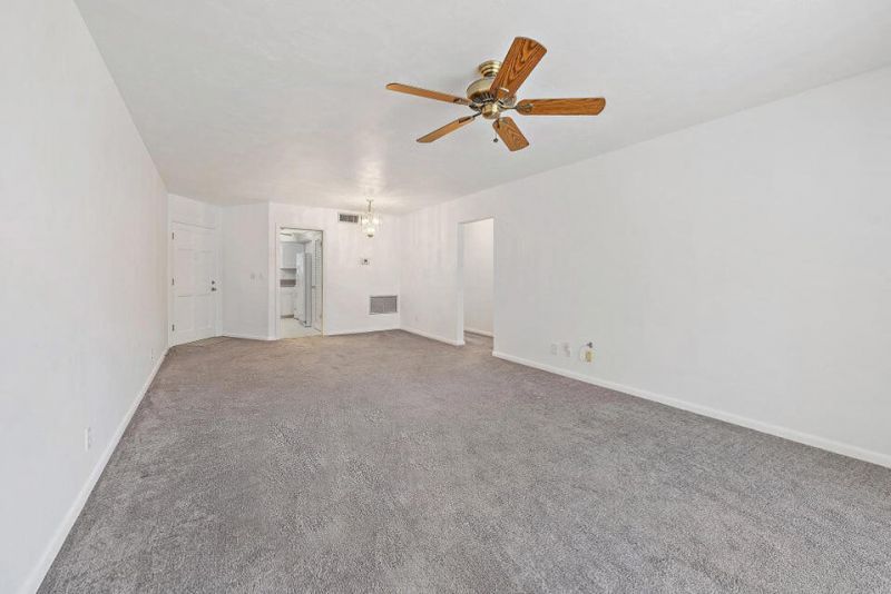 2 Garden Street, Unit 203m, Tequesta, FL 33469 Photo