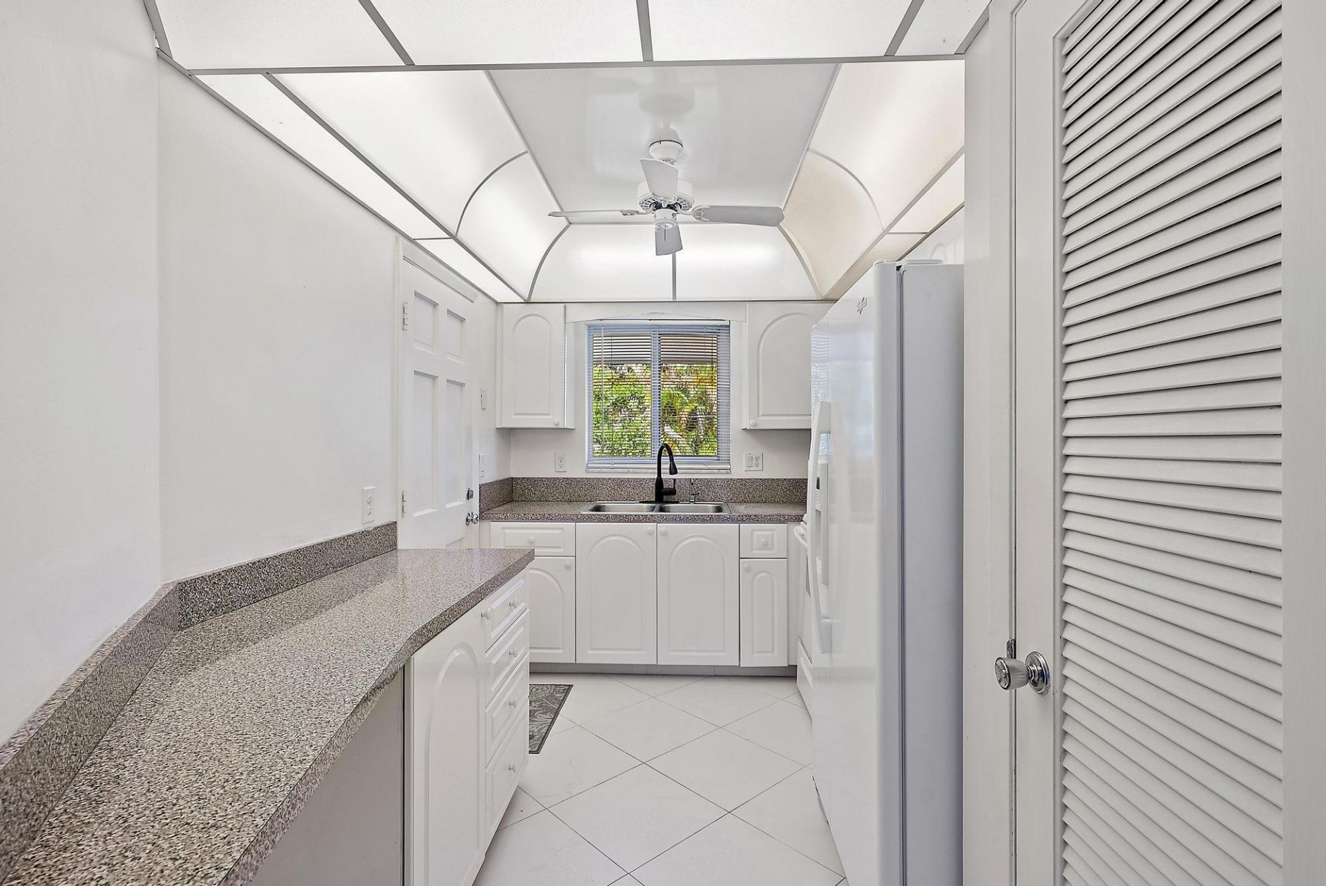 2 Garden Street, Unit 203m, Tequesta, FL 33469 Photo