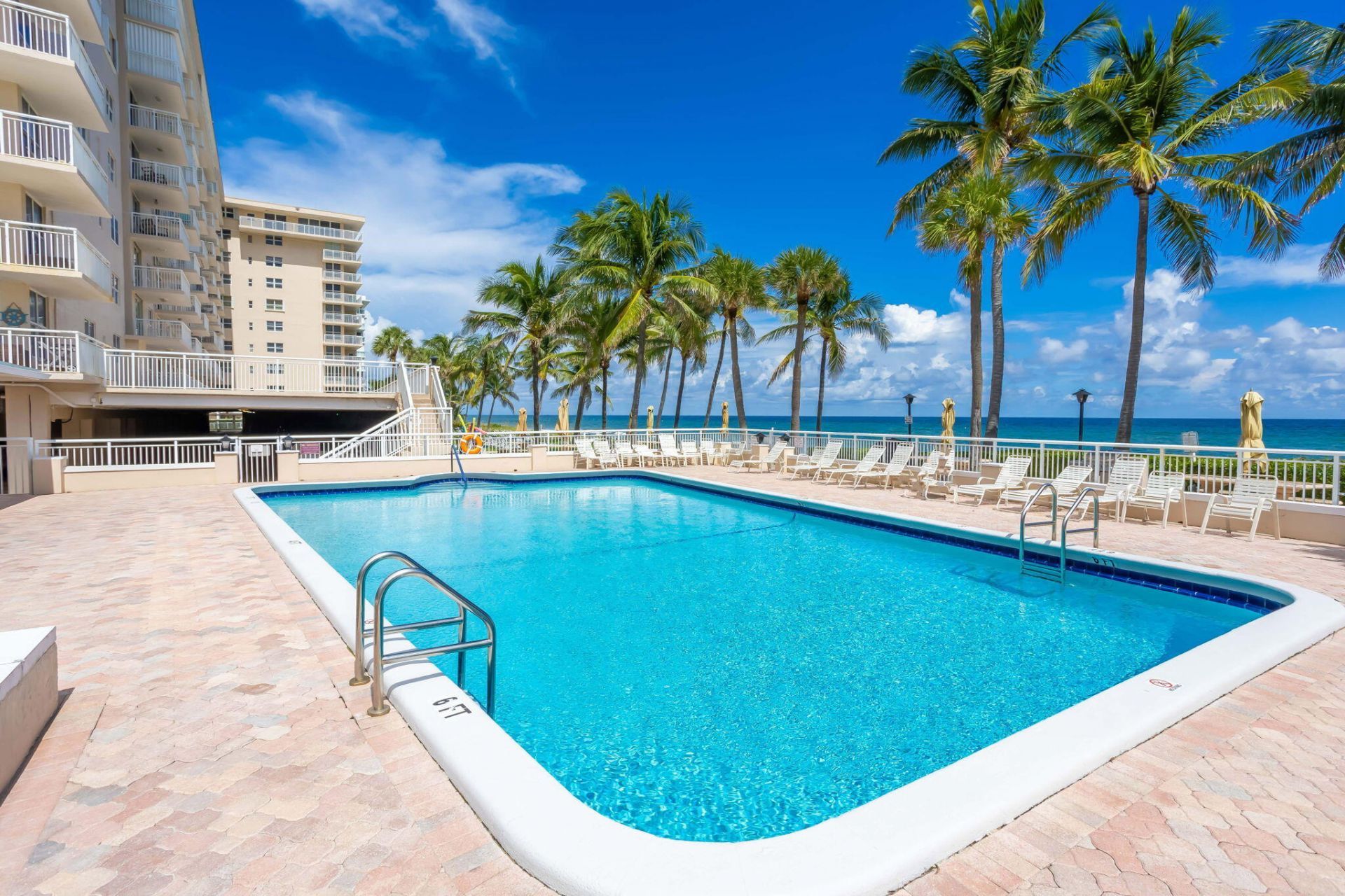 1051 Hillsboro Mile, Unit Ph4e, Hillsboro Beach, FL 33062 Photo