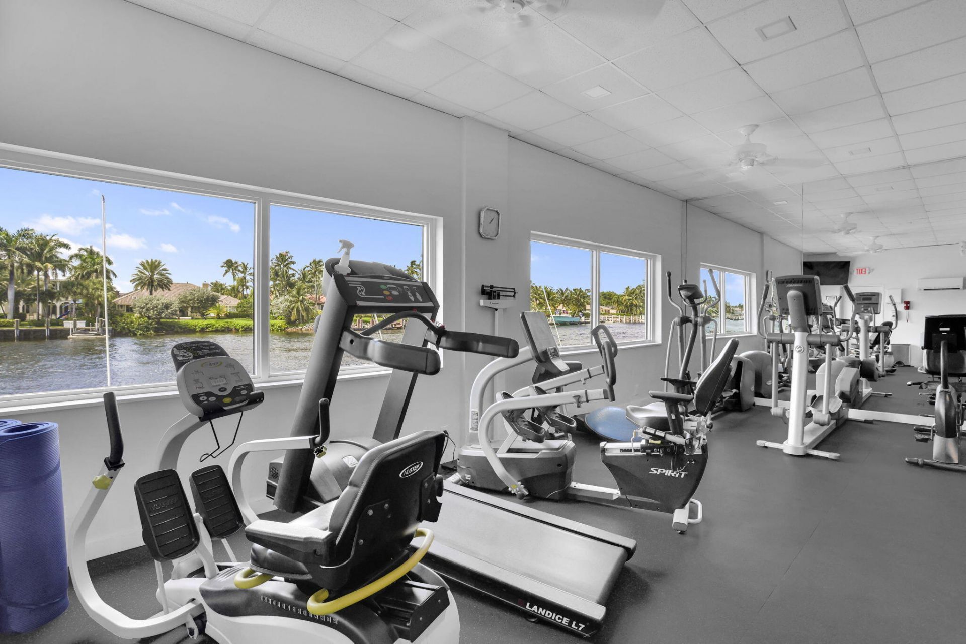 1051 Hillsboro Mile, Unit Ph4e, Hillsboro Beach, FL 33062 Photo