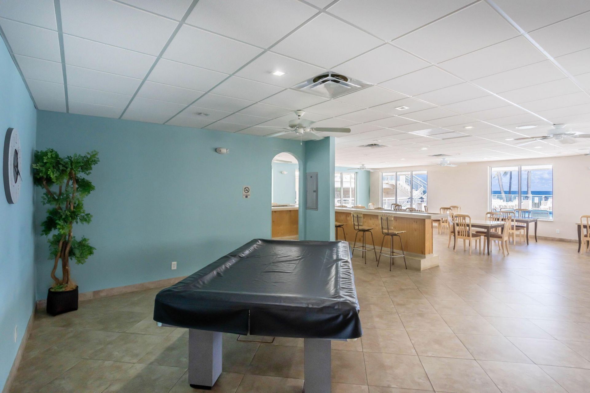 1051 Hillsboro Mile, Unit Ph4e, Hillsboro Beach, FL 33062 Photo