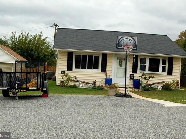 15 GYRO DRIVE, BALTIMORE, MD 21220