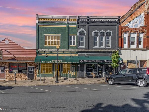30 S MAIN STREET, SHENANDOAH, PA 17976