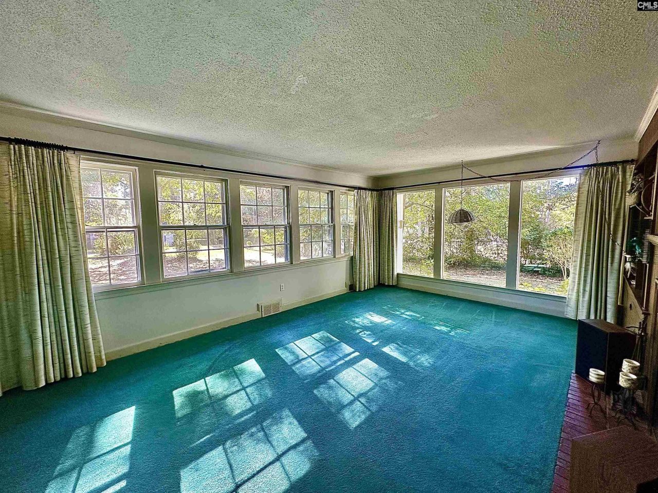 238 Club Acres Road Photo 12