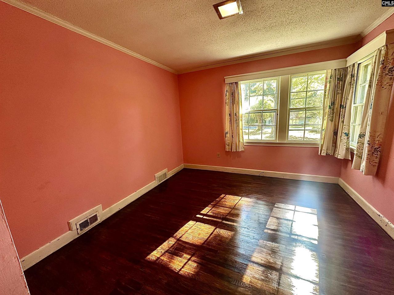 238 Club Acres Road Photo 15