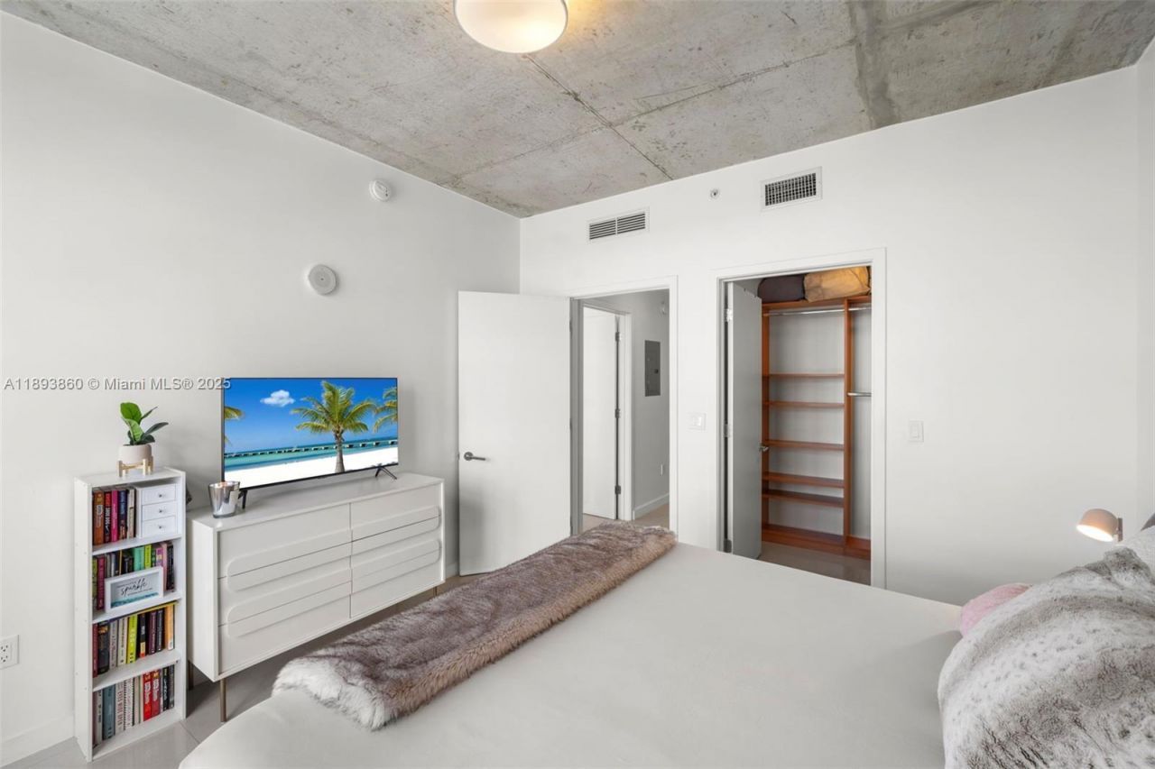 3301 NE 1st Ave, Unit H1207, Miami, FL 33137 Photo