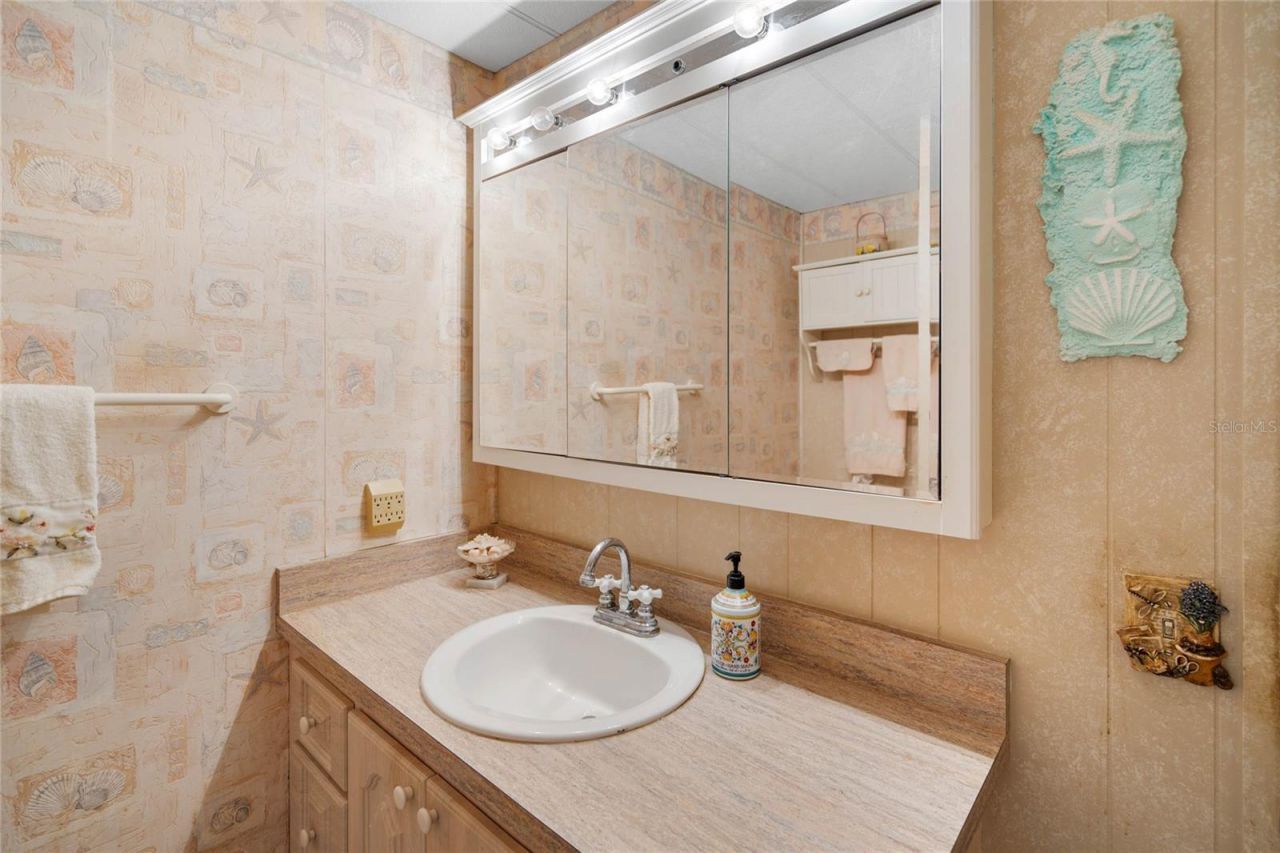 107 Holiday Lane, Auburndale, FL 33823 Photo