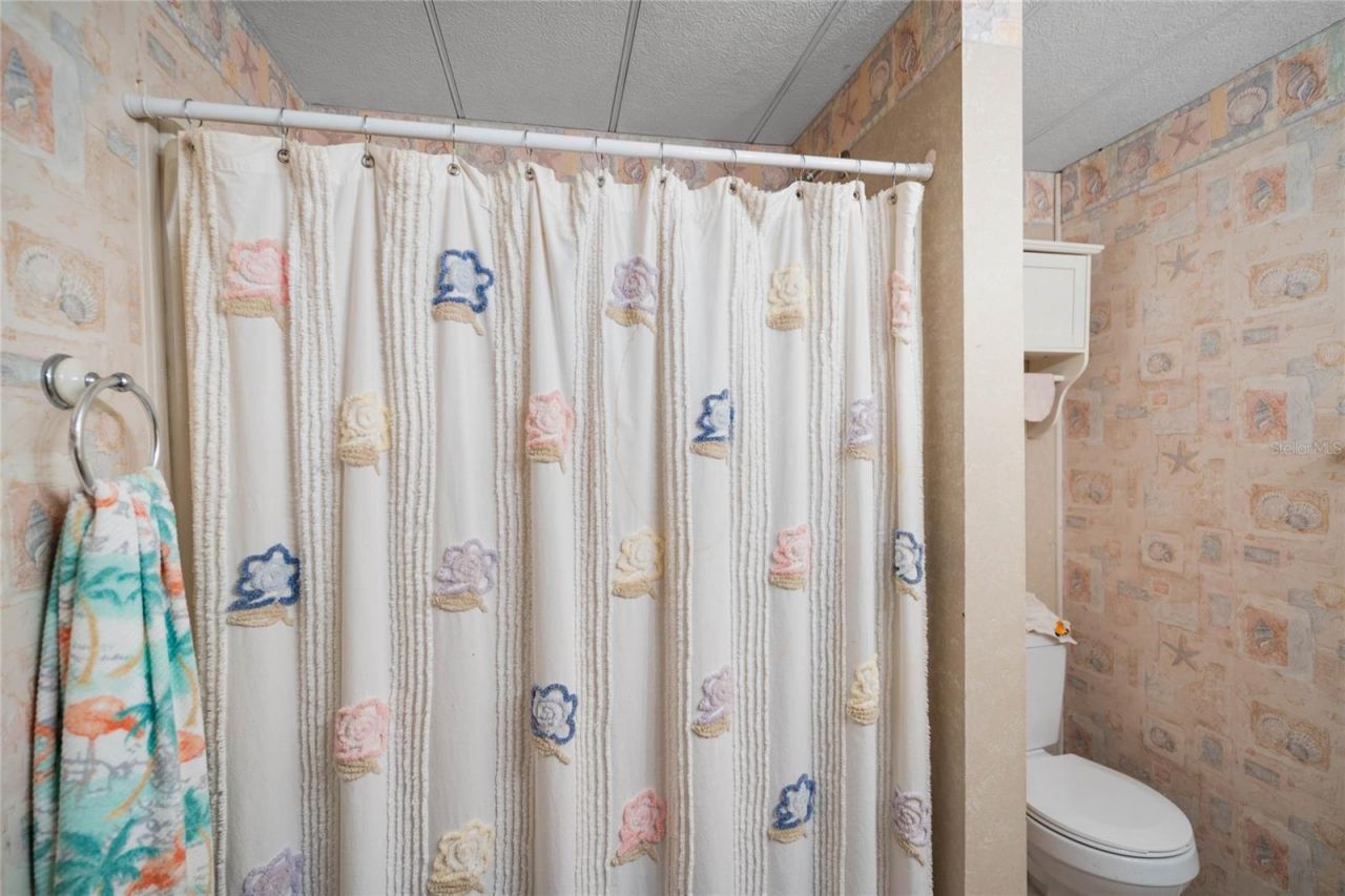 107 Holiday Lane, Auburndale, FL 33823 Photo