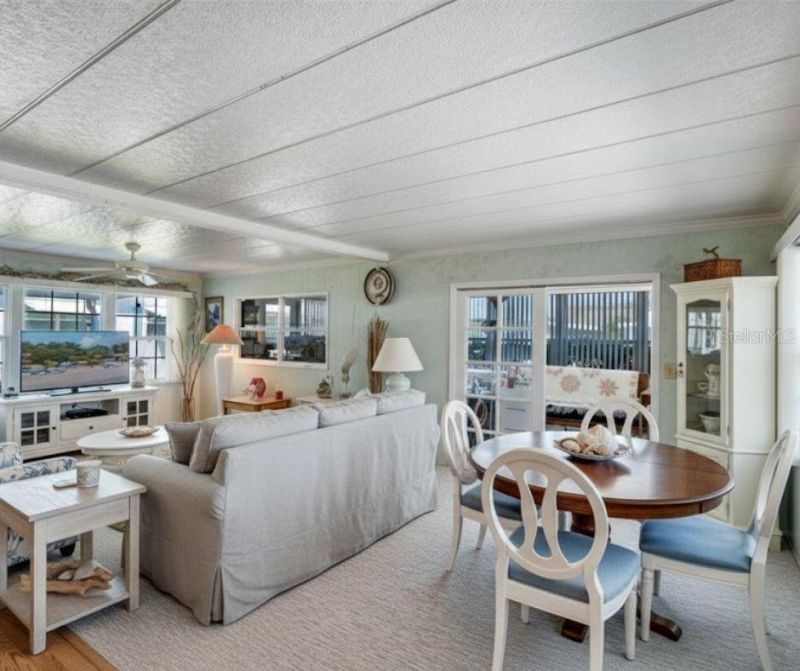 107 Holiday Lane, Auburndale, FL 33823 Photo