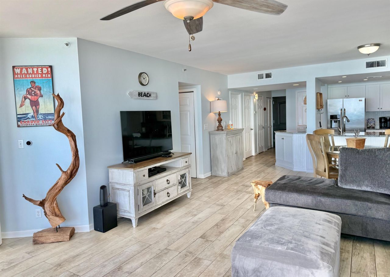 1990 N Waccamaw Dr. Photo 16