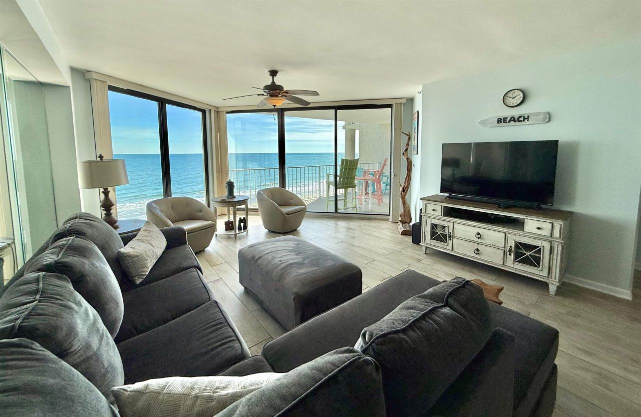 1990 N Waccamaw Dr. Photo 2