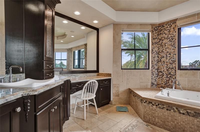 4930 NE 27th Terrace, Lighthouse Point, FL 33064 Photo