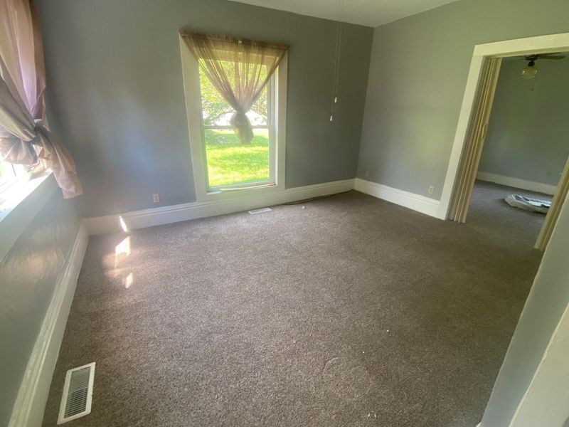 6 W Taylor Street, Ashley, OH 43003 Photo 11