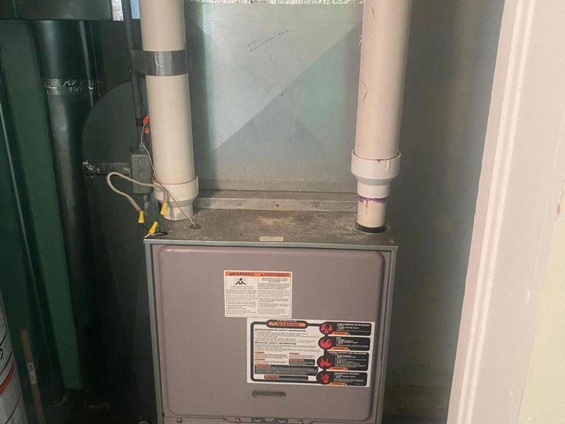 6 W Taylor Street, Ashley, OH 43003 Photo 12