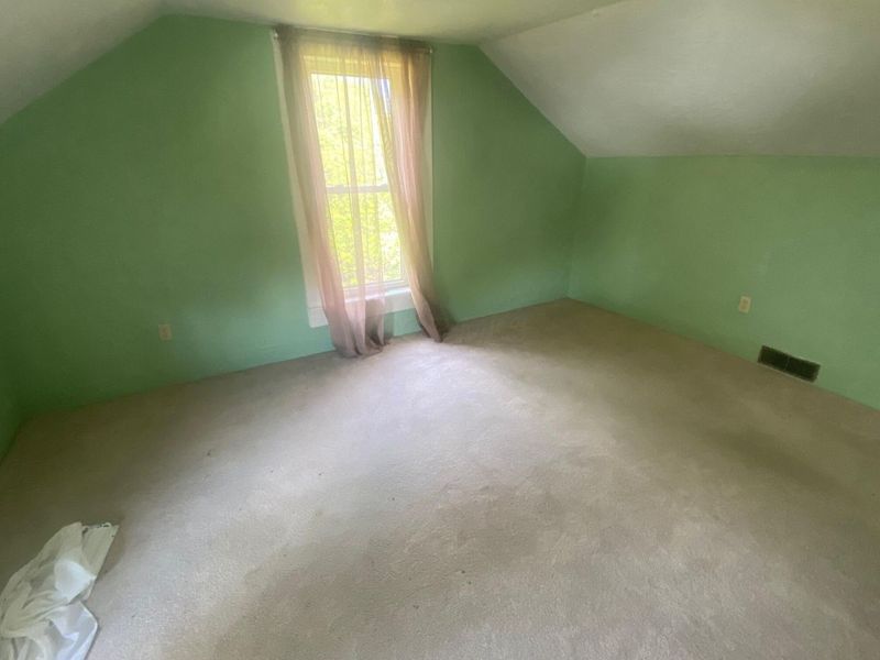 6 W Taylor Street, Ashley, OH 43003 Photo 4