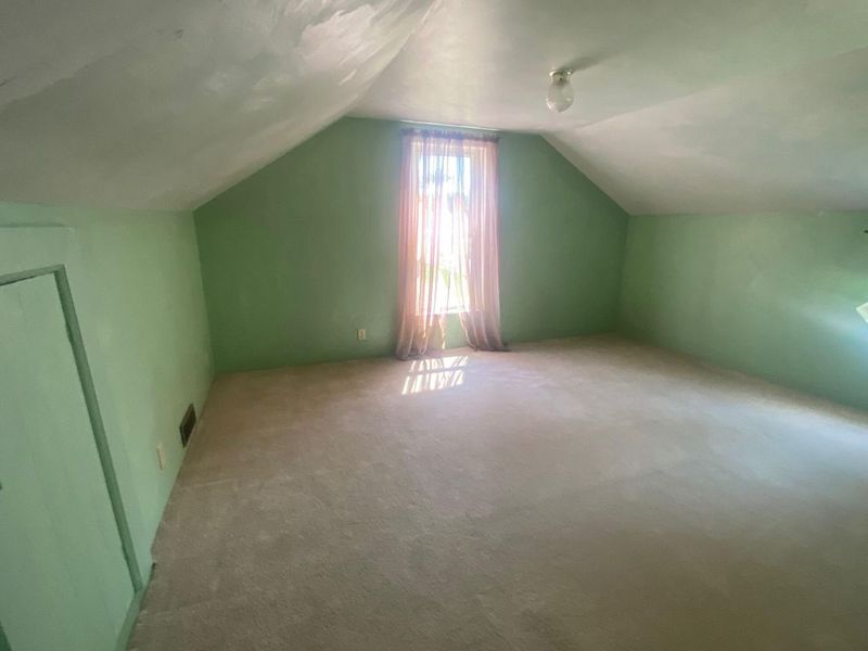 6 W Taylor Street, Ashley, OH 43003 Photo 5