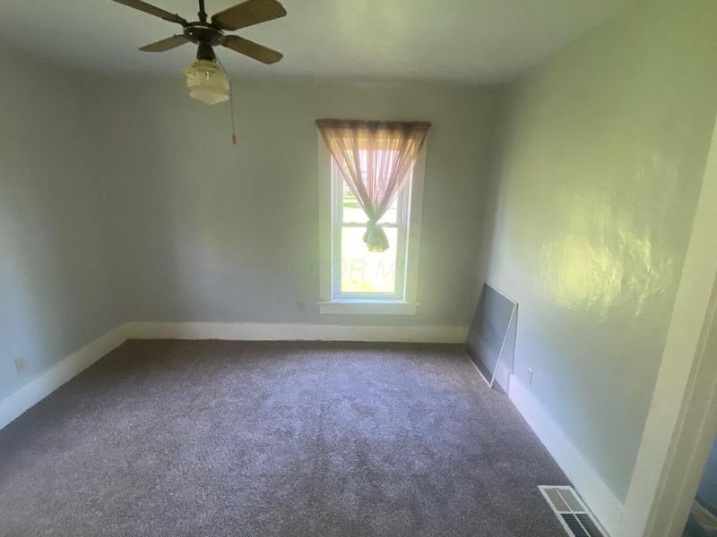 6 W Taylor Street, Ashley, OH 43003 Photo 9