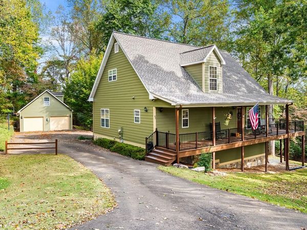 82 Hebron Way, Young Harris, GA 30582