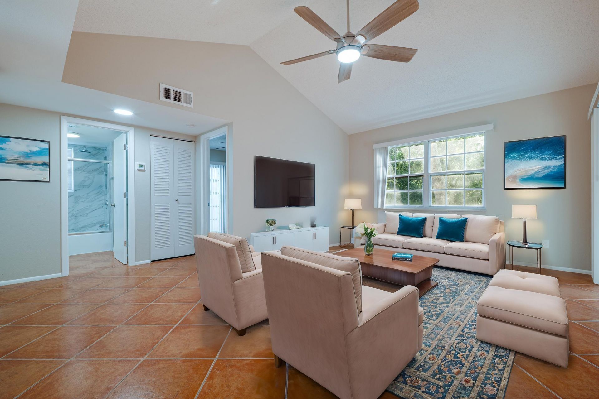 1612 SE Green Acres Circle, Unit P-203, Port Saint Lucie, FL 34952 Photo